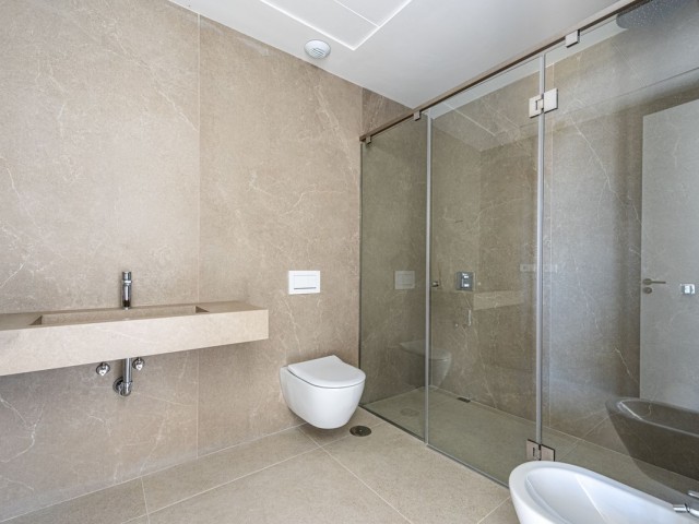 Villa con 3 Dormitorios  en Benahavís