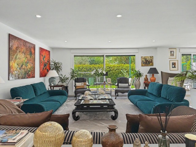 3 Bedrooms Apartment in Sotogrande