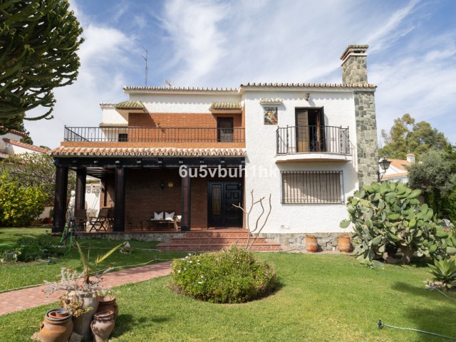 6 Bedrooms Townhouse in Málaga