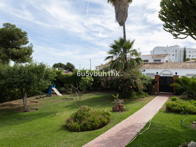 6 Bedrooms Townhouse in Málaga