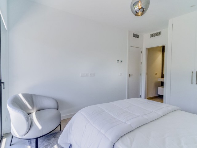 Maison mitoyenne avec 3 Chambres  à Estepona