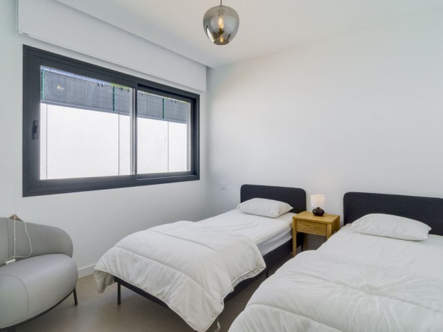 Maison mitoyenne avec 3 Chambres  à Estepona