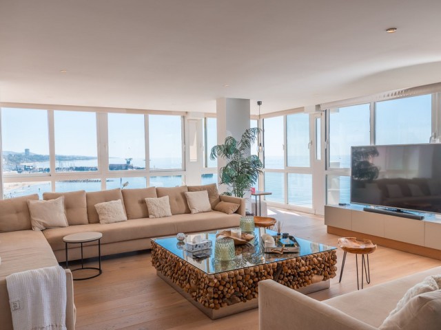 4 Bedrooms Apartment in Marbella