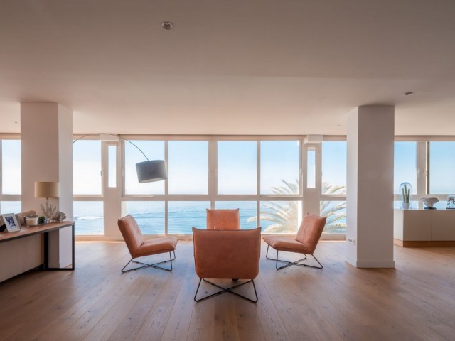 4 Bedrooms Apartment in Marbella