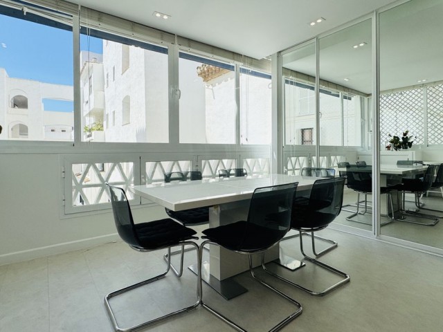 2 Schlafzimmer Apartment in Puerto Banús