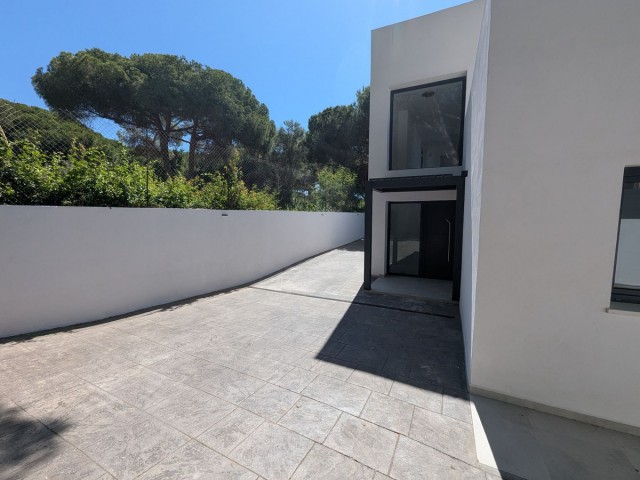 Villa avec 3 Chambres  à Artola