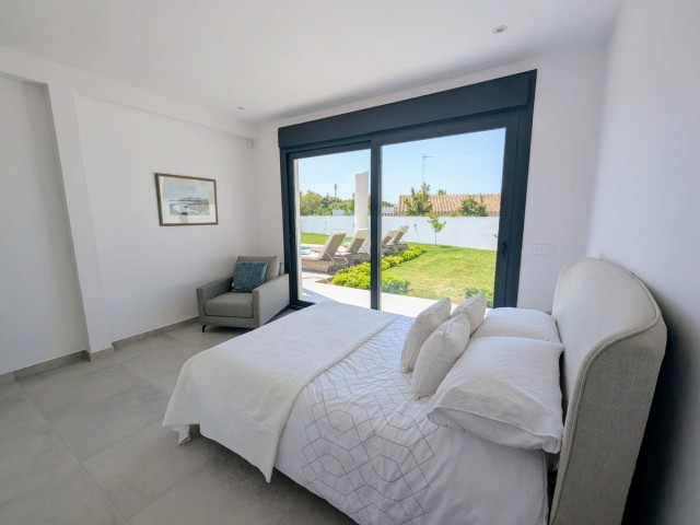 Villa avec 3 Chambres  à Artola