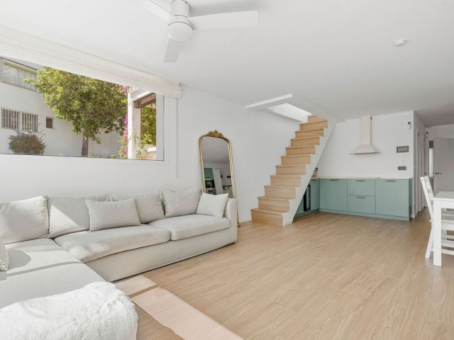 Apartamento con 2 Dormitorios  en Nueva Andalucía