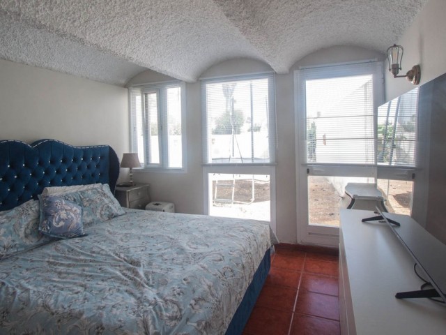 Maison mitoyenne avec 3 Chambres  à Estepona