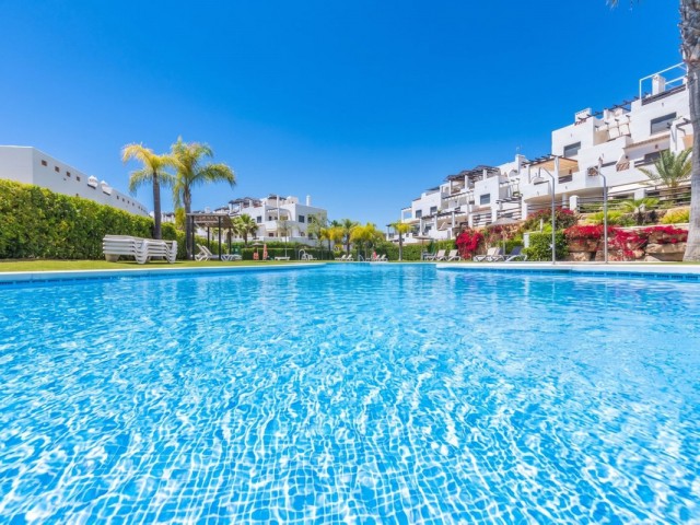 Penthouse avec 2 Chambres  à Estepona