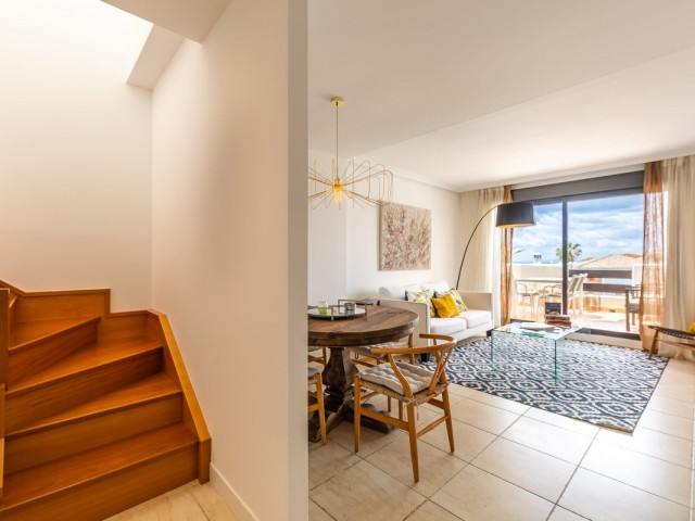 Penthouse avec 2 Chambres  à Estepona