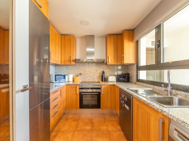 Penthouse avec 2 Chambres  à Estepona