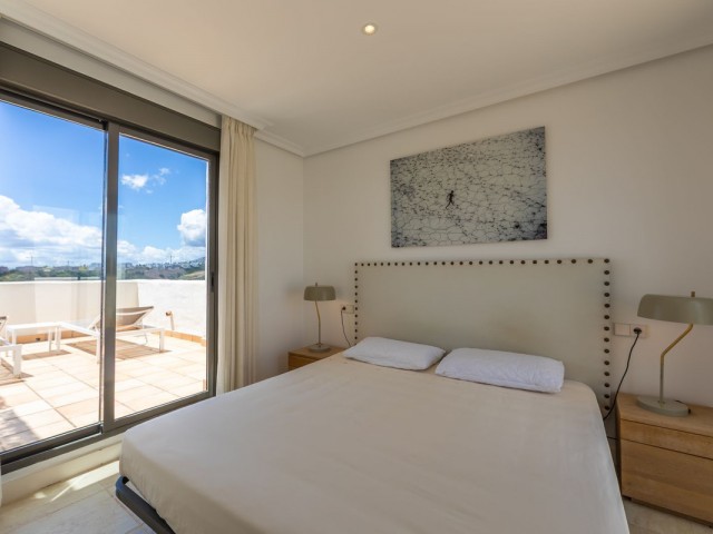 Penthouse avec 2 Chambres  à Estepona