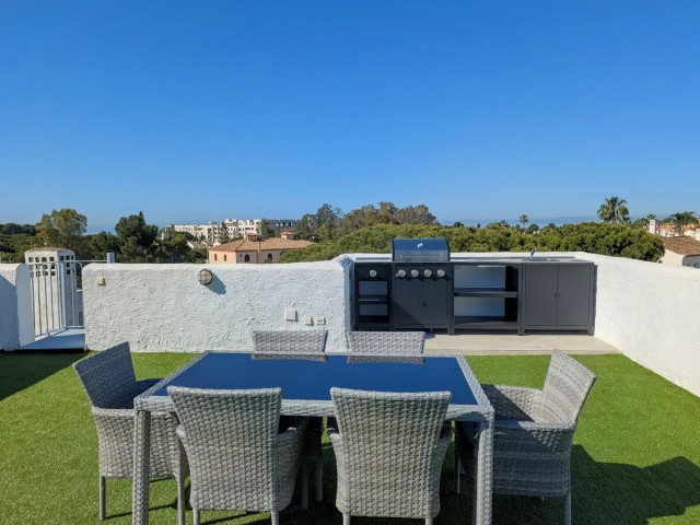 Penthouse in New Golden Mile