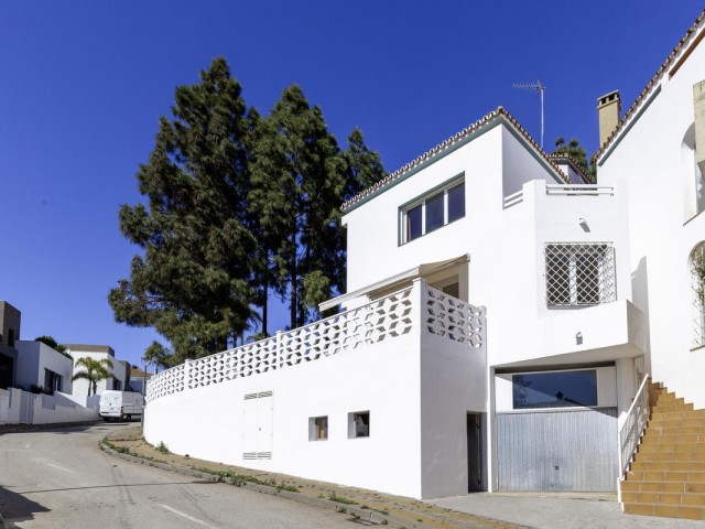 3 Bedrooms Villa in Marbella