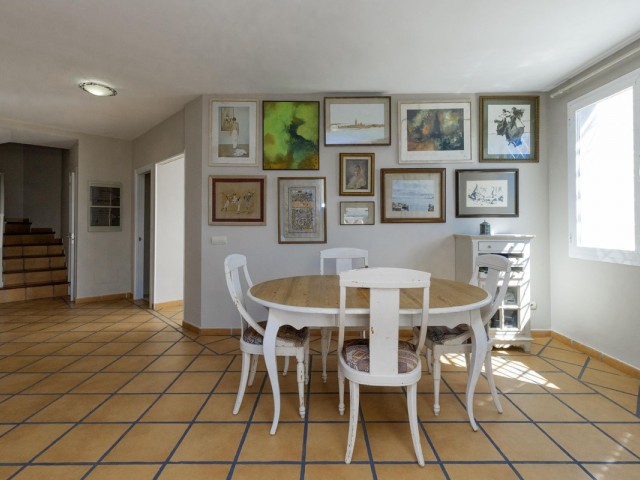 3 Bedrooms Villa in Marbella
