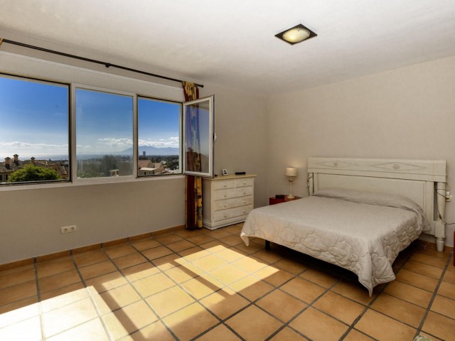 3 Bedrooms Villa in Marbella