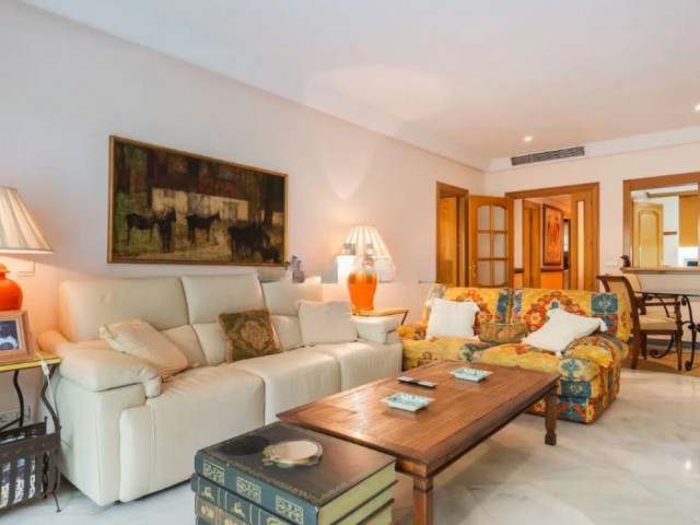 2 Bedrooms Apartment in Marbella
