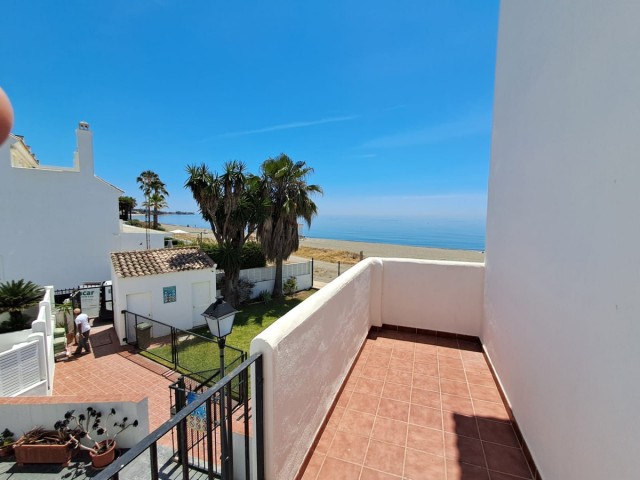 Villa avec 3 Chambres  à Estepona