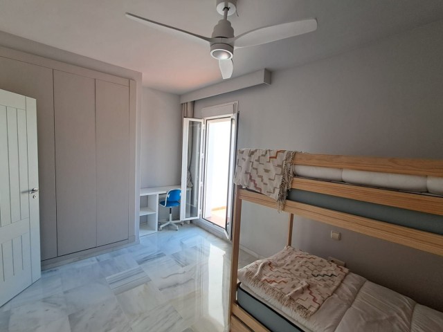 Villa avec 3 Chambres  à Estepona