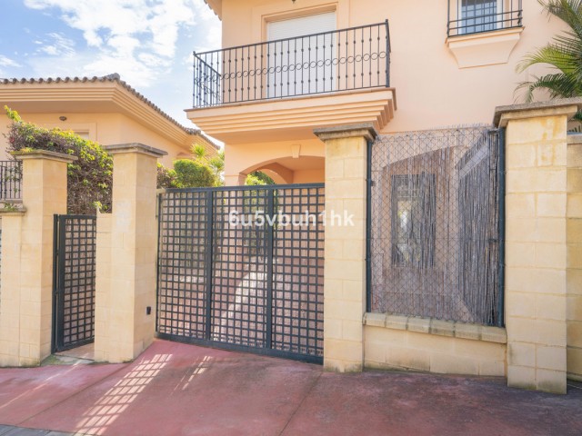 3 Slaapkamer Rijtjeshuis in Riviera del Sol