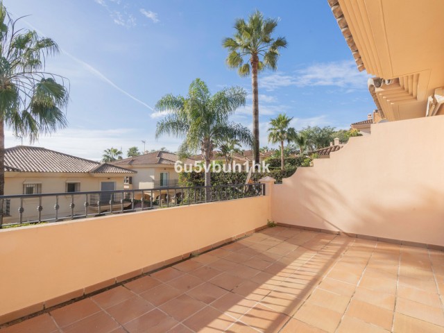 3 Slaapkamer Rijtjeshuis in Riviera del Sol