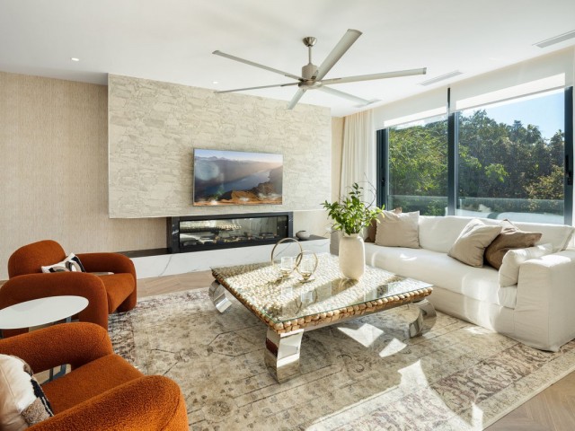 5 Schlafzimmer Villa in Nueva Andalucía