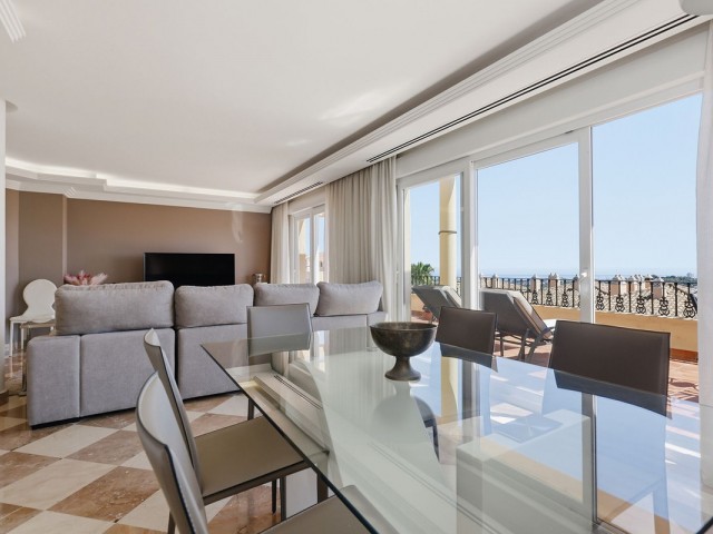 2 Schlafzimmer Apartment in Nueva Andalucía