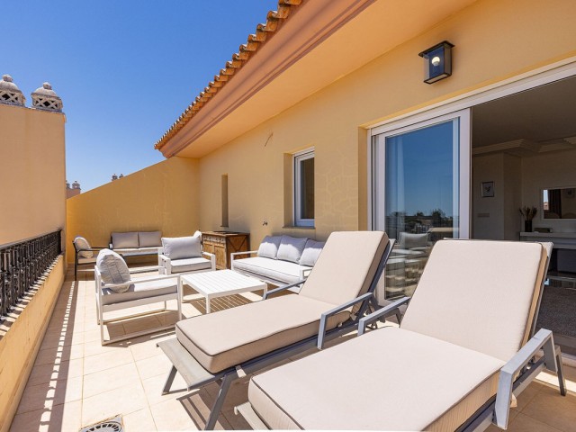 2 Schlafzimmer Apartment in Nueva Andalucía