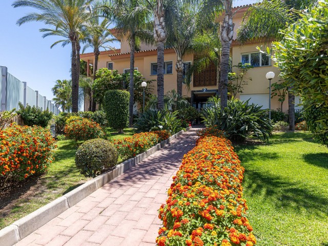 2 Schlafzimmer Apartment in Nueva Andalucía