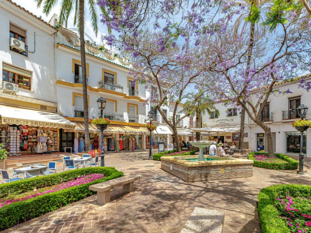 3 Bedrooms Apartment in Marbella