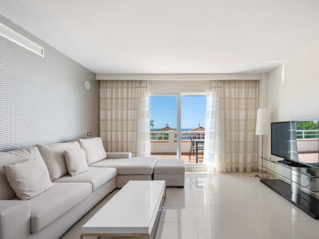 Penthouse avec 2 Chambres  à Estepona