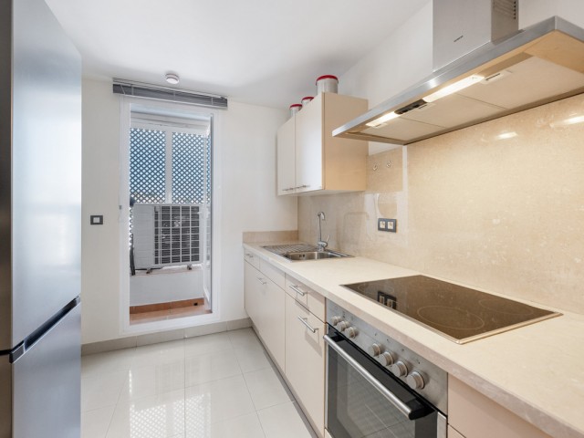 Penthouse avec 2 Chambres  à Estepona