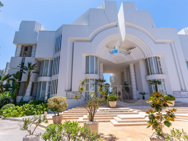 Appartement avec 2 Chambres  à Estepona