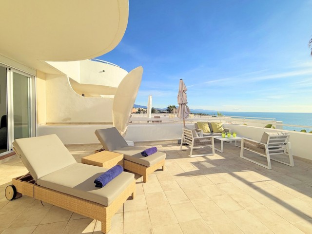 2 Bedrooms Apartment in Estepona