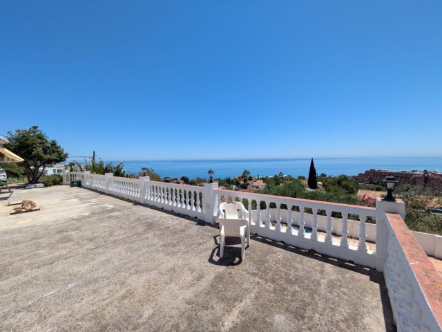 3 Bedrooms Villa in Benalmadena