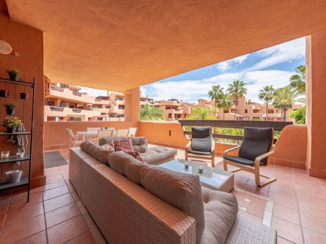 2 Bedrooms Apartment in Estepona