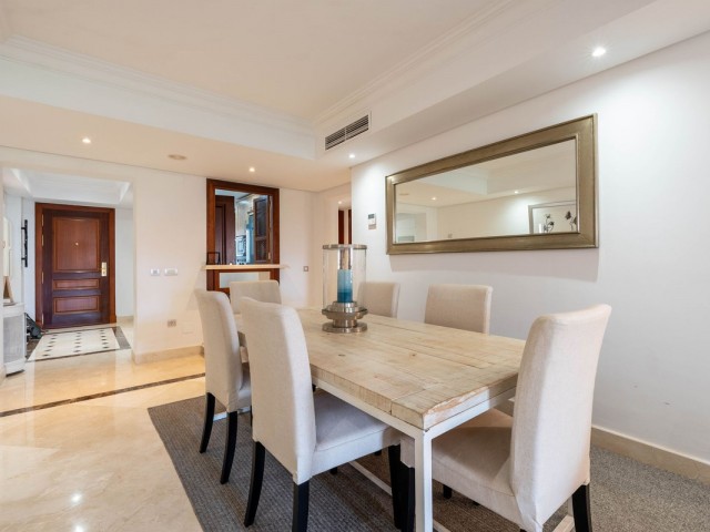 2 Bedrooms Apartment in Estepona