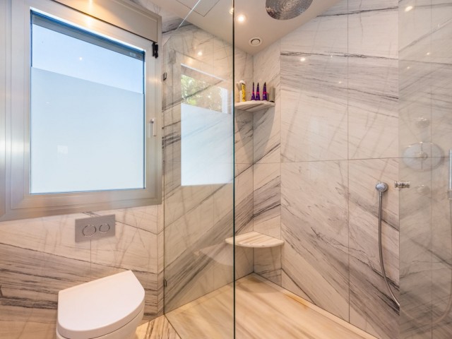 4 Bedrooms Villa in San Pedro de Alcántara