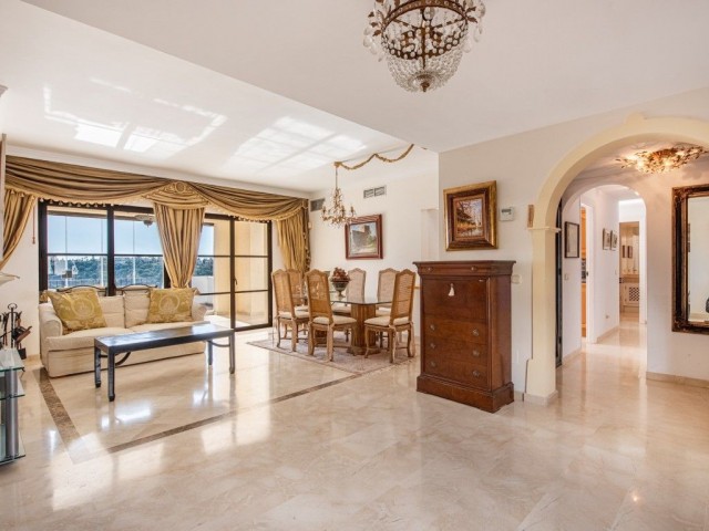 3 Schlafzimmer Apartment in Benahavís