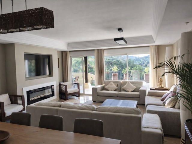 Apartamento con 3 Dormitorios  en San Roque