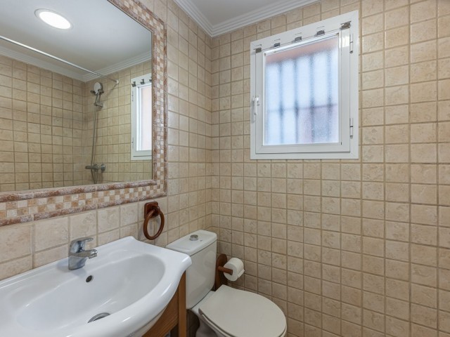 4 Bedrooms Villa in Marbella