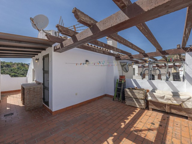 4 Bedrooms Villa in Marbella