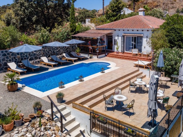 4 Bedrooms Villa in Alhaurín el Grande