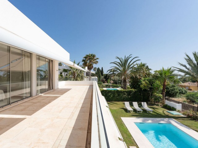 4 Bedrooms Villa in Río Real