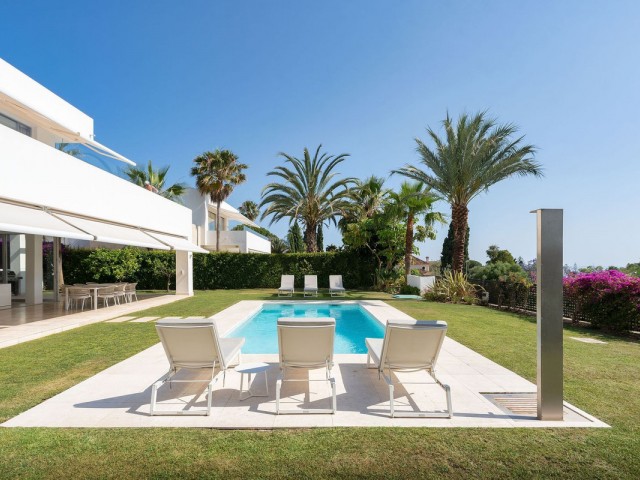 4 Bedrooms Villa in Río Real