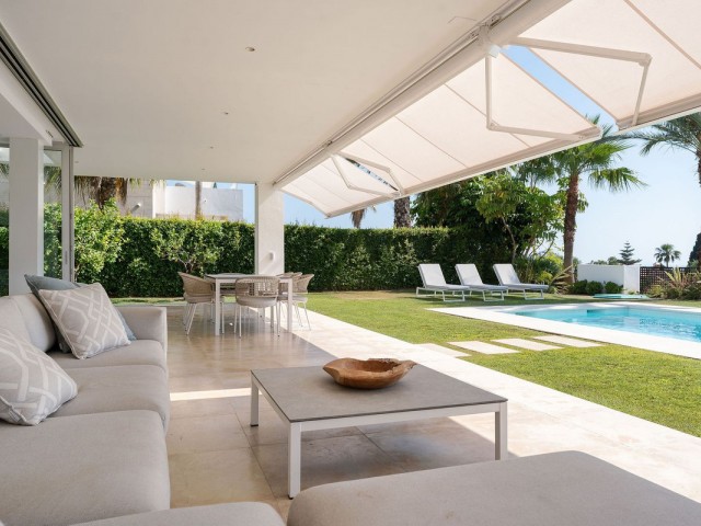 4 Bedrooms Villa in Río Real