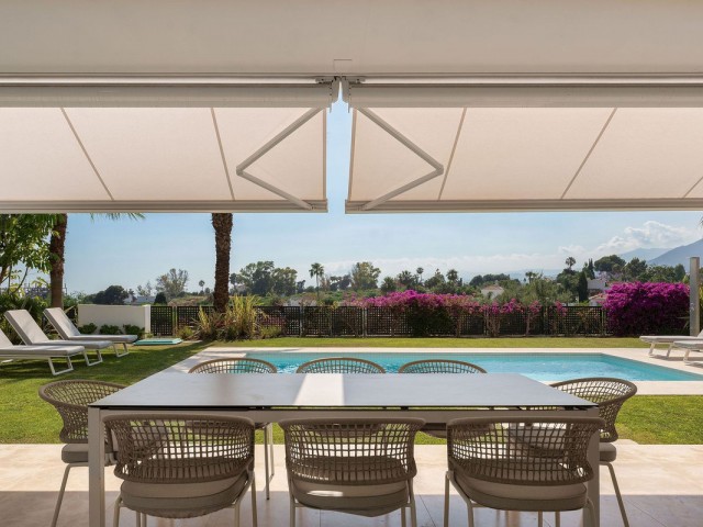 4 Bedrooms Villa in Río Real
