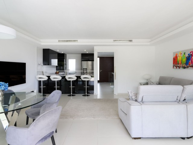 3 Bedrooms Townhouse in The Golden Mile