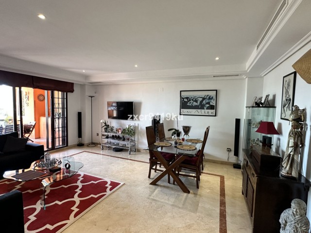 2 Bedrooms Apartment in La Mairena